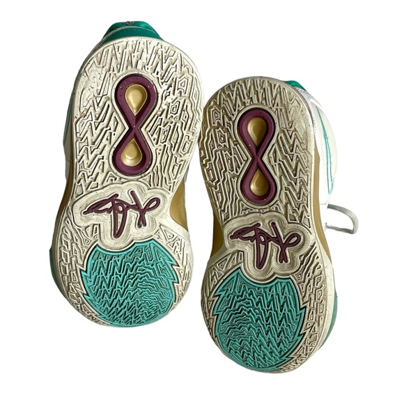 Nike Big Boys Size 3.5Y US Shoes Kyrie Infinity Keep Sue Fresh White &Green - Picture 2 of 14